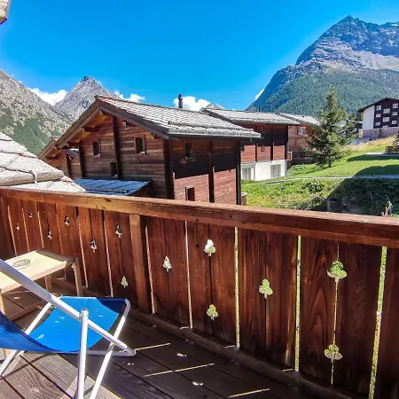 Swiss Chalet Veronique Saas Fee