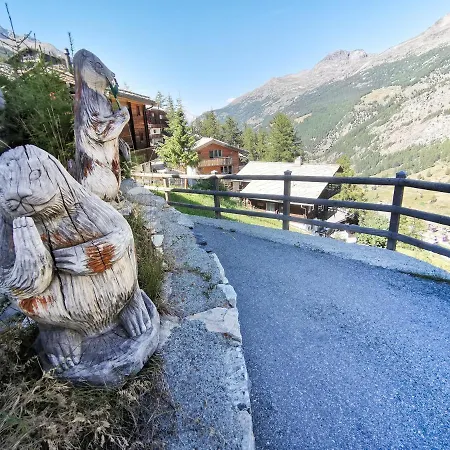 샬레 Swiss Chalet Veronique